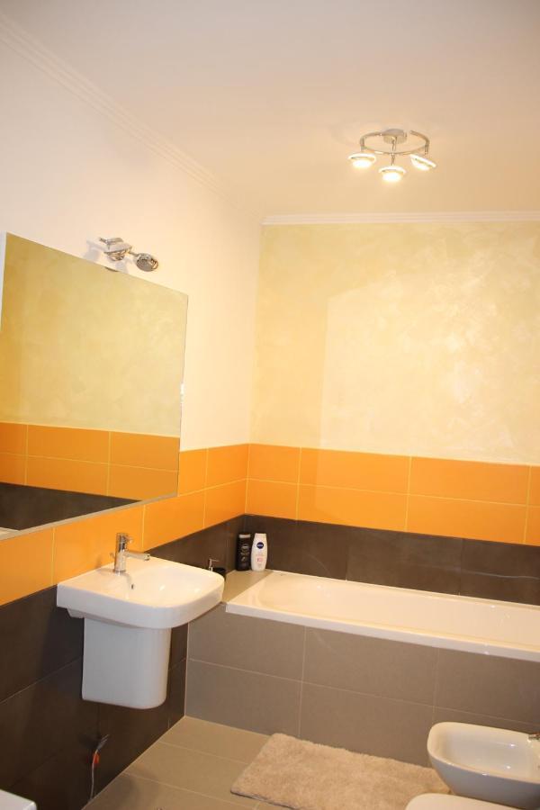 Lowcost Tryp Apartment ออราแด ภายนอก รูปภาพ