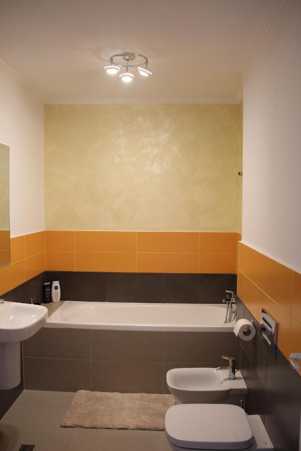 Lowcost Tryp Apartment ออราแด ภายนอก รูปภาพ